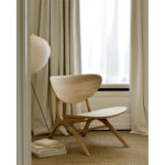 eye-lounge_0006_50676_Oak_Eye_lounge_chair_without_armrest_side_cut_web