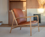 (Gazzda) – Easy Chair (Oild oak – Brown Leather) – 541_Dedo_Easy – Pr. 2155