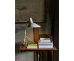Tripod HM9_Black_light.jpg