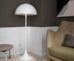 (Louis Poulsen 2025) – Panthella – Candeeiro de Chão – (Branco Opala) – 5744167068