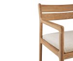 (Ethnicraft 2025) – Jack dining chair – (Teak) – (Armsrest) – (Natural) – 10373