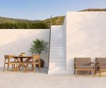 (Ethnicraft 2025) – Jack round Outdoor Dining Table – (Teak) – 10281 – 136 x76