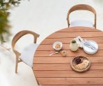 (Ethnicraft 2025) – Jack round Outdoor Dining Table – (Teak) – 10281 – 136 x76