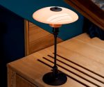 (Louis Poulsen 2025) – PH 3_2 Dusty Terracotta Bordlampe -[Limited edition] – (Dusty Terracotta) – 5744173298