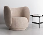 (Ferm living 2026) – Rico cadeira lounge – (white buclé) – xxxx